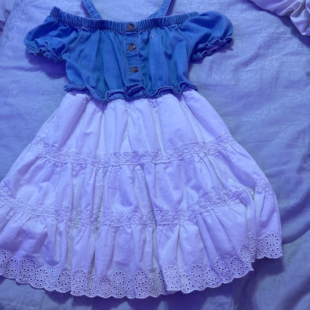 calvin klein jeans white dress . girls size 7.